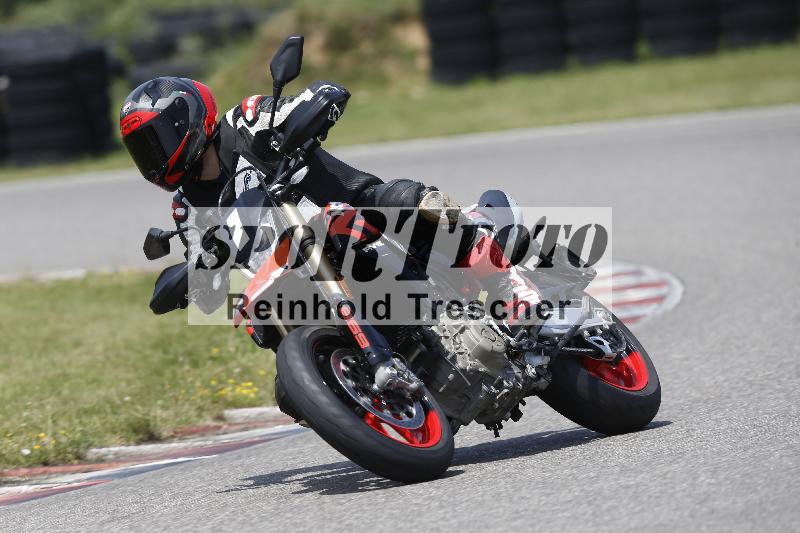 /27 12.06.2025 Ducati Schweiz Trackday Warmup  ADR/blau-bleu/ohne